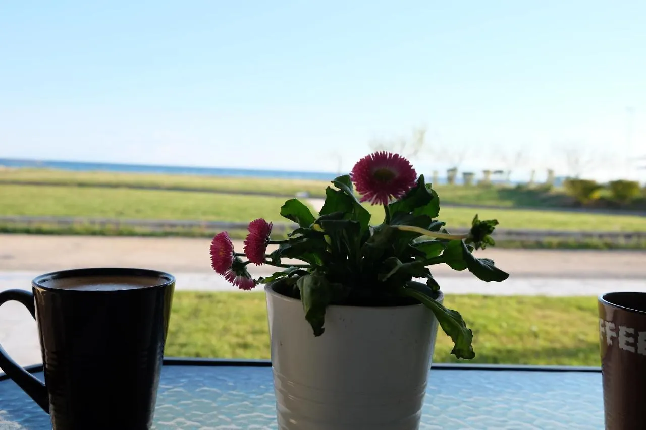 Onar By The Sea Luxurious Apartments Flogita